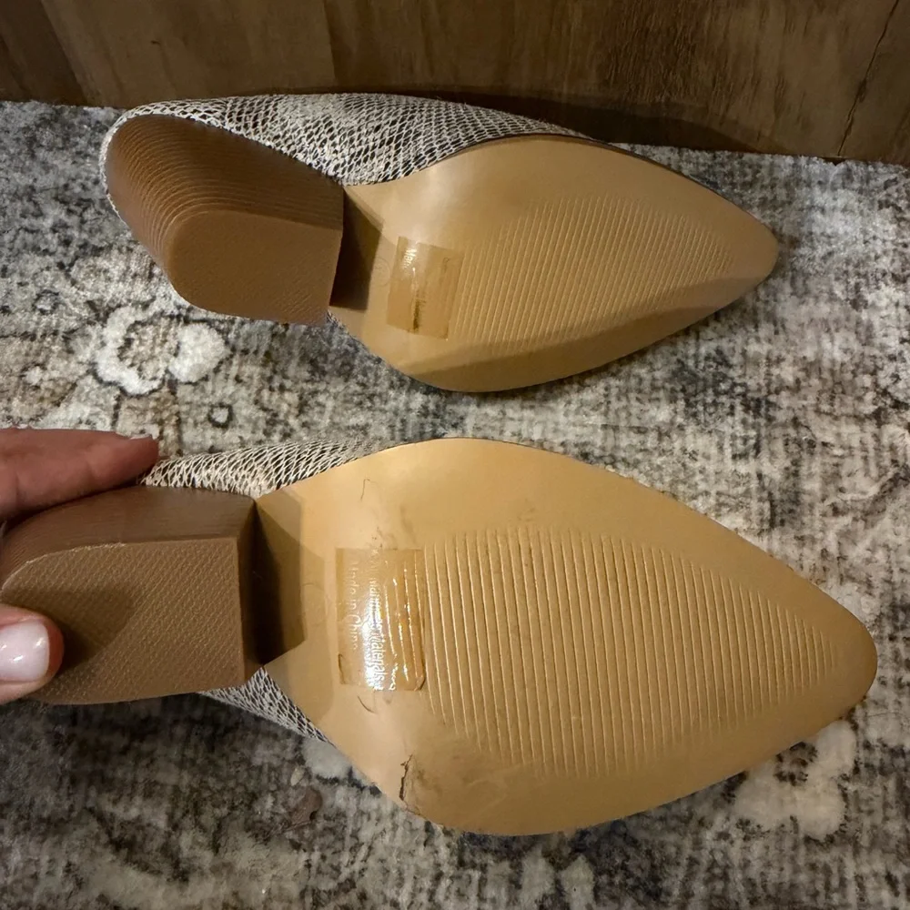 Snake Skin Patterned Mules - Picture 4 of 4